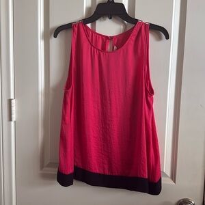 Rachelle Rachelle Roy size large fuchsia sleeveless top.